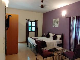 3 olives mandrem goa