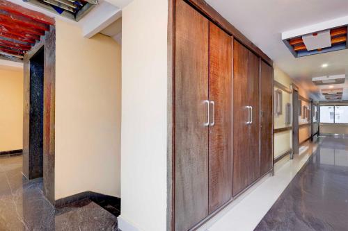 hotel o tulip sarovar