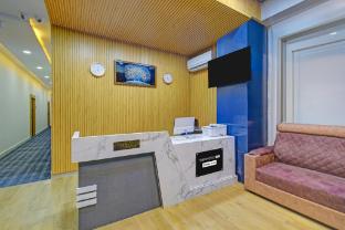 super townhouse oak banjara hills hyderabad
