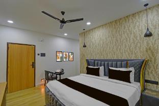 super townhouse oak banjara hills hyderabad