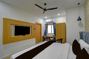 super townhouse oak banjara hills hyderabad