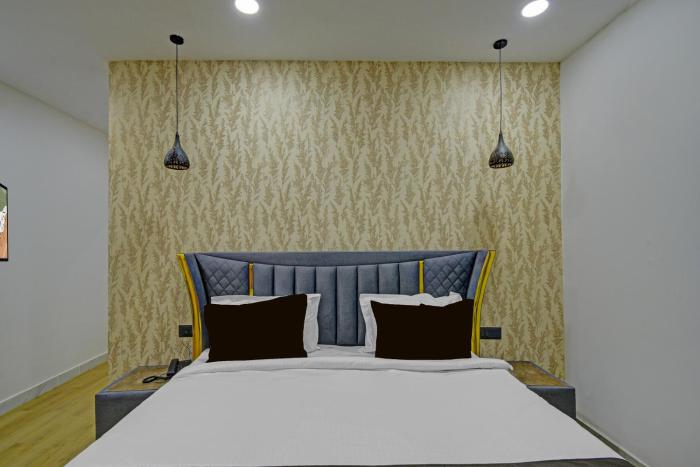 super townhouse oak banjara hills hyderabad