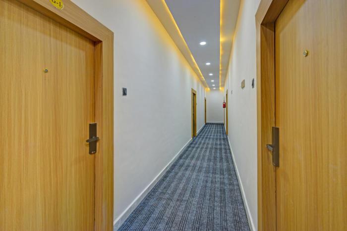 super townhouse oak banjara hills hyderabad