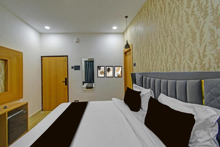 super townhouse oak banjara hills hyderabad