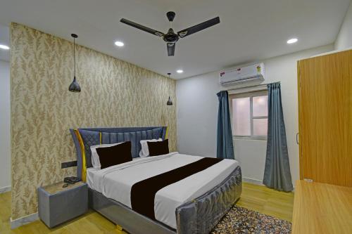super townhouse oak banjara hills hyderabad