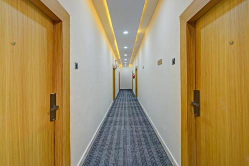super townhouse oak banjara hills hyderabad