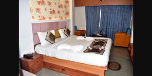 hotel radha rani palace