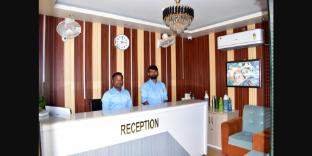 hotel radha rani palace