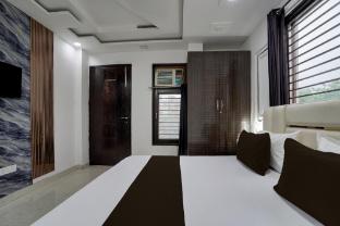 hotel celebration home