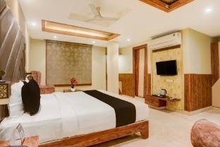 townhouse oak amity university patna formerly the golden crown