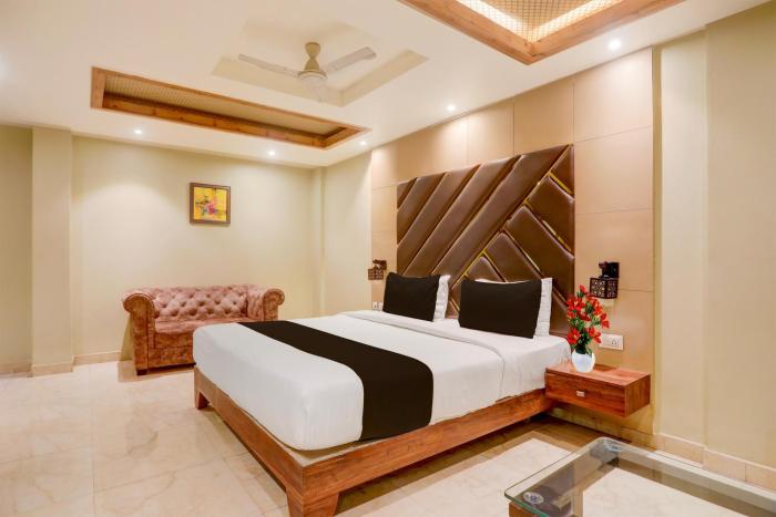 townhouse oak amity university patna formerly the golden crown