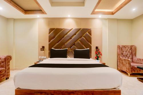 townhouse oak amity university patna formerly the golden crown