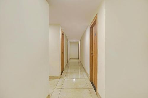 super townhouse oak city centre dhanbad formerly hotel kuber inn
