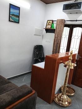 Down Town Holidays,,4 star