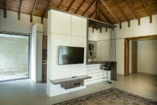 stayguru luxury villa