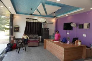 mayur palace