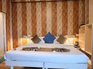 the perfect hideout by himalayan grove
