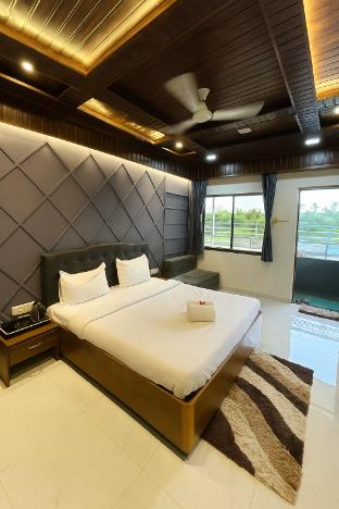 river splash resort neral karjat
