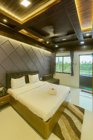 river splash resort neral karjat