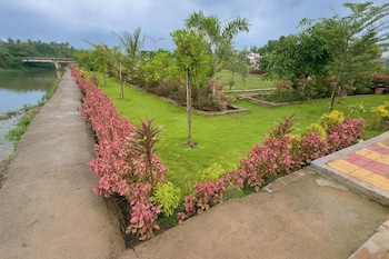 river splash resort neral karjat