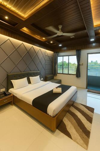 river splash resort neral karjat