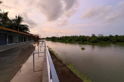 river splash resort neral karjat