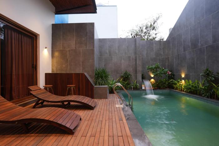 hf pool resorto