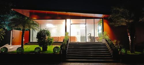 hf pool resorto
