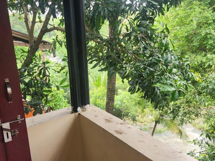 siruvani river retreat