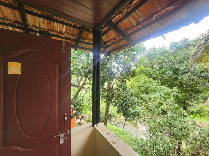 siruvani river retreat