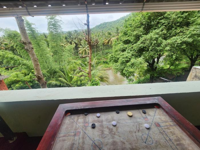 siruvani river retreat
