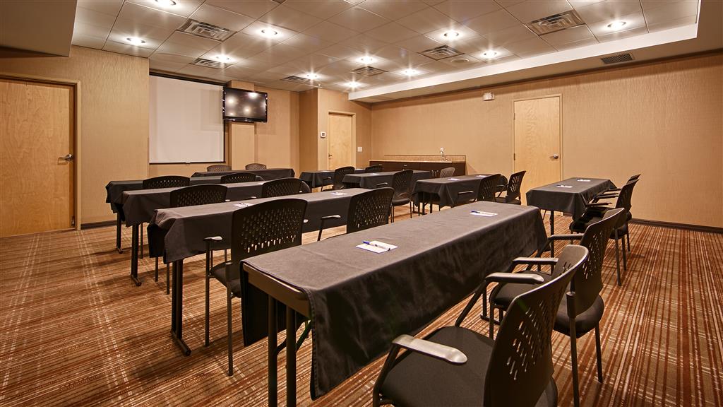 sonesta essential indianapolis airport