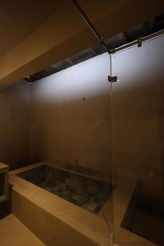 ayati resort and spa