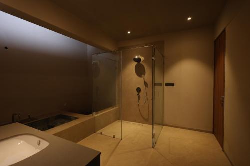 ayati resort and spa