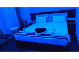 dhamstay hotel utsav regency near sea beach puri