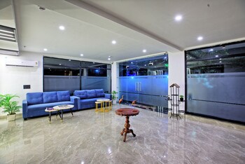 Aarchh Regency,,3 star