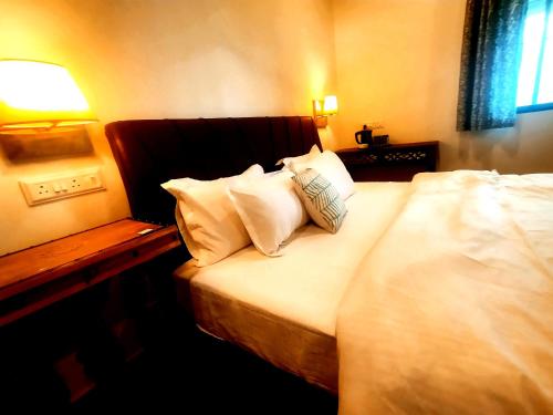 vandhaara luxury stays