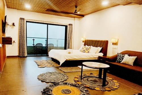 vandhaara luxury stays