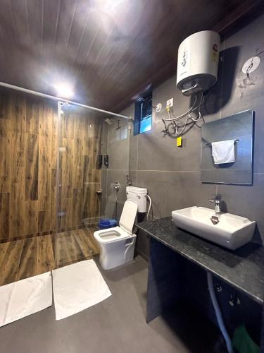 vandhaara luxury stays