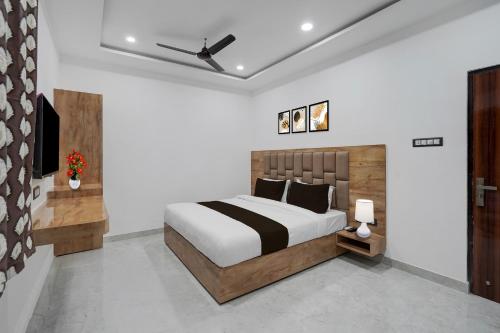 Super Collection O Banaras Railway Junction Formerly Varanasi Suites,,4 star