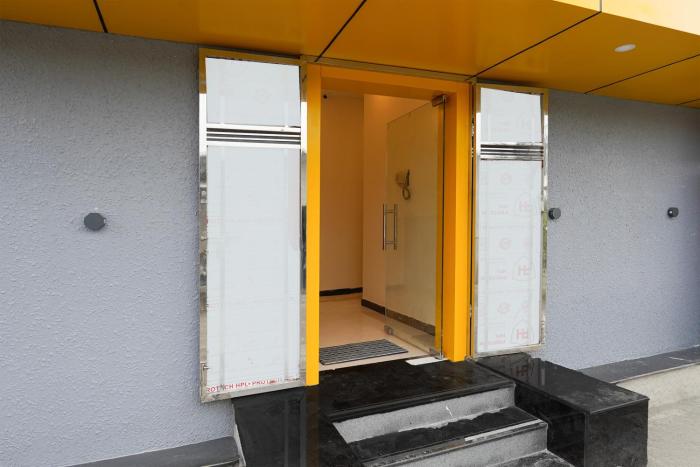 townhouse guduvancheri junction formerly zafe commercial