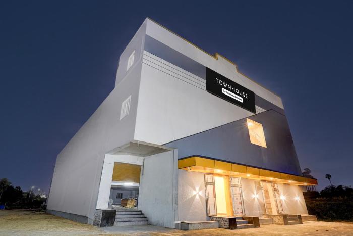 townhouse guduvancheri junction formerly zafe commercial