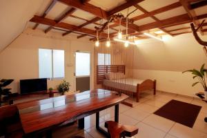 tapovana hillside retreat