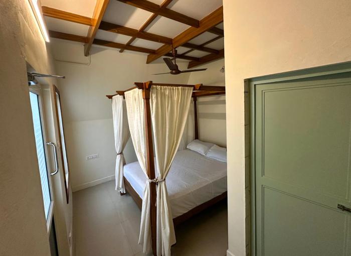 tapovana hillside retreat