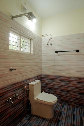 tapovana hillside retreat