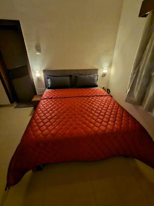 July 17 Residency,,5 star