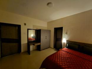 July 17 Residency,,5 star