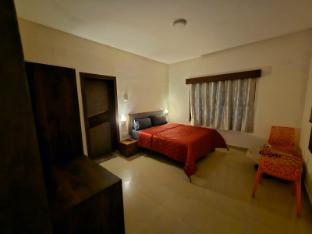 July 17 Residency,,5 star