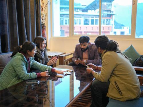 hop inn hostels