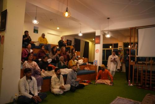 hop inn hostels